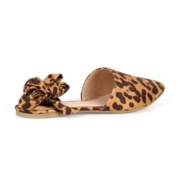Sz 6 - LEOPARD FLATS - LACE UP - Picture 2 of 3